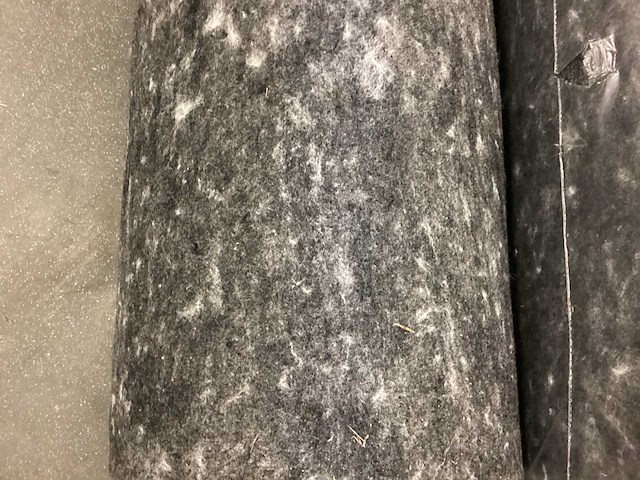 Nadelvlies ondervloer voor tapijt (2x) - afbeelding 3 van  4