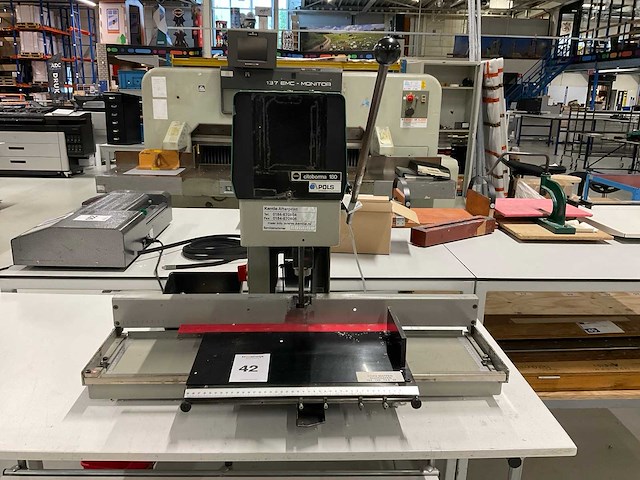 Nagel citoborma 180 papierboormachine - afbeelding 4 van  7