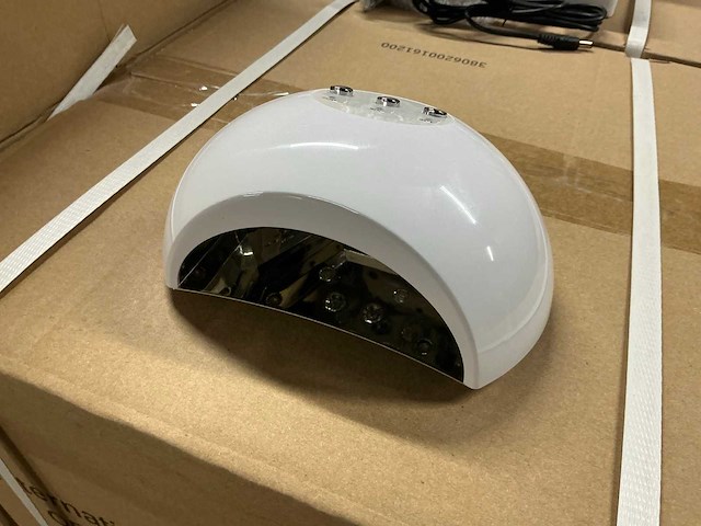 Nagellamp led uv (72x) - afbeelding 1 van  5