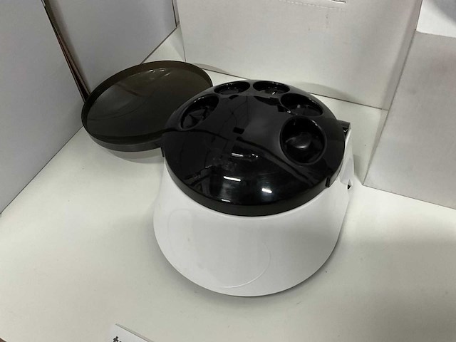 Nagelsalon toebehoren (3x) - afbeelding 1 van  3