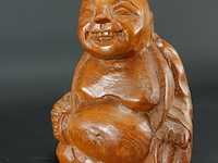 Naïef in hout gesneden happy boeddha - afbeelding 3 van  5