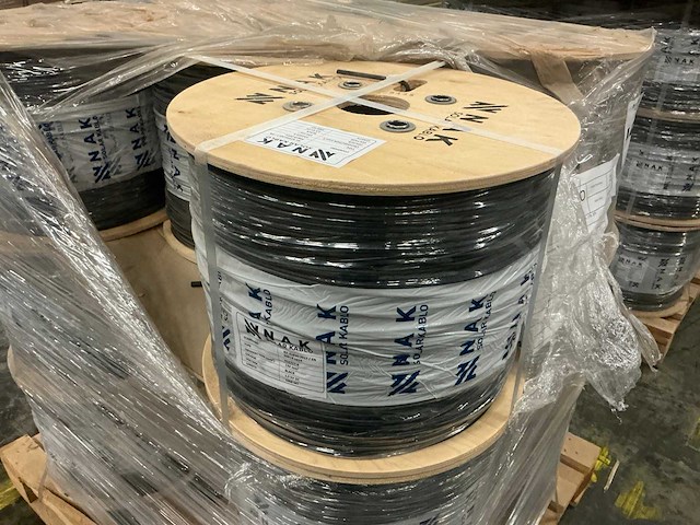 Nak h1z2z2-k haspel solar kabel (15x) - afbeelding 1 van  4