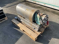 Nakamura industriele horizontale centrifuge/separator - afbeelding 1 van  4