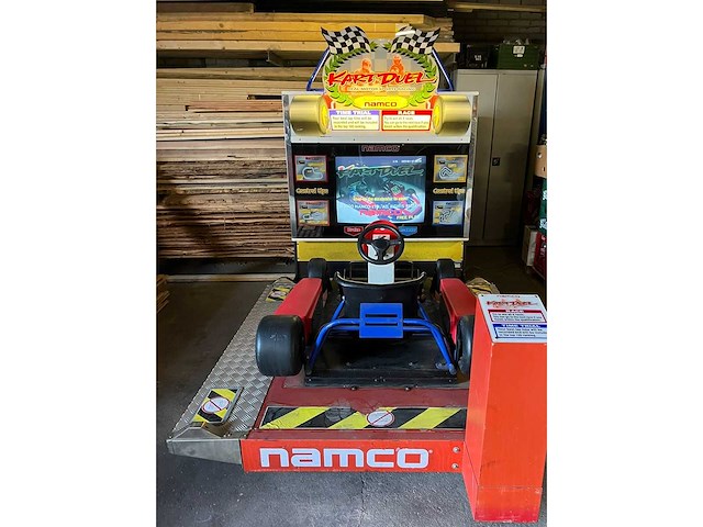 Namco - kartsimulator - afbeelding 2 van  6