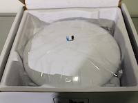 Nanobeam nbe-5ac-gen2 point-to-point wifi unit - afbeelding 10 van  11