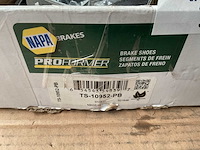 Napa set brake shoes - afbeelding 2 van  3