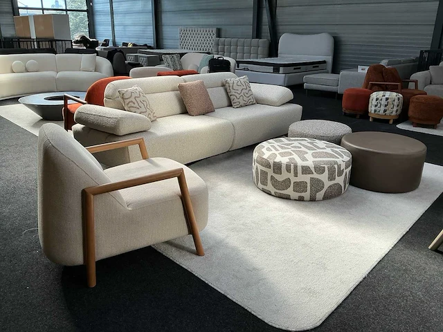 Nar concept bankstel en stoel - afbeelding 1 van  9