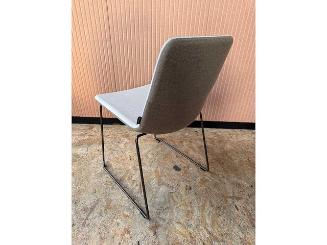 Narbutas - vergaderstoel - afbeelding 2 van  4