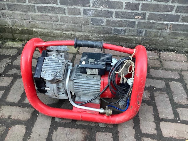 Nardi luchtcompressor - afbeelding 2 van  5