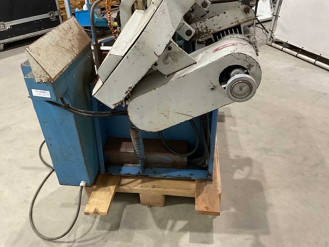 Narvik - bandzaagmachine - afbeelding 2 van  18