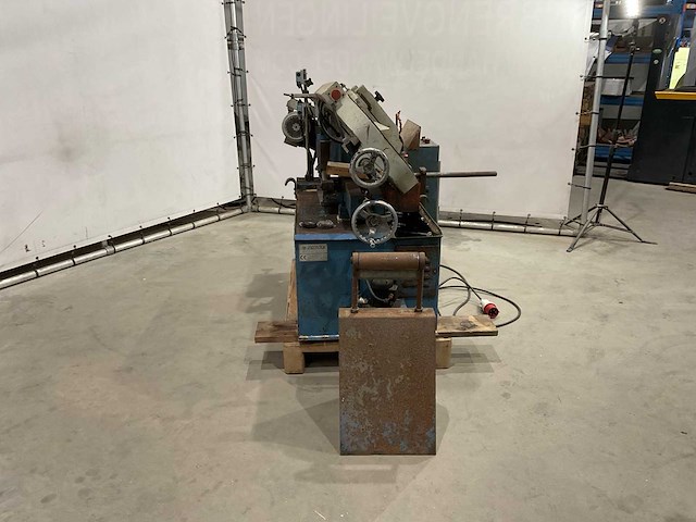 Narvik - bandzaagmachine - afbeelding 12 van  18