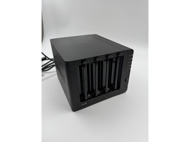 Nas – 4-bay met 4x 4tb seagate (16tb totaal), synology, ds916+, zwart, 2017 - afbeelding 8 van  10