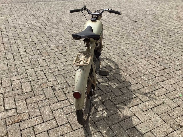 Nasetti dilly turismo brommer - afbeelding 11 van  15