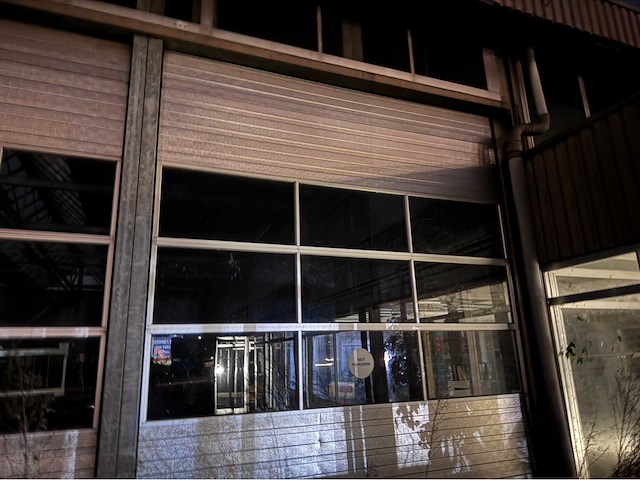 Nassau overheaddeur (3,17x4,00 mtr) - afbeelding 3 van  4