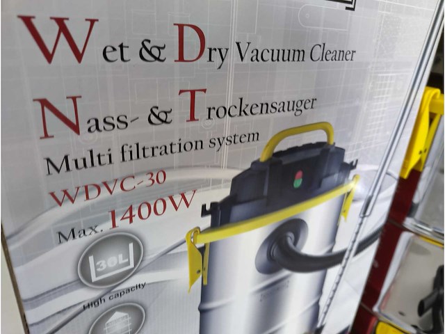 Nat en droogzuiger 30 liter - afbeelding 3 van  7