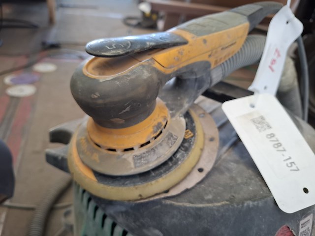 Nat-en droogzuiger en excentrische schuurmachine hikoki, rp250ydlwaz - afbeelding 5 van  7