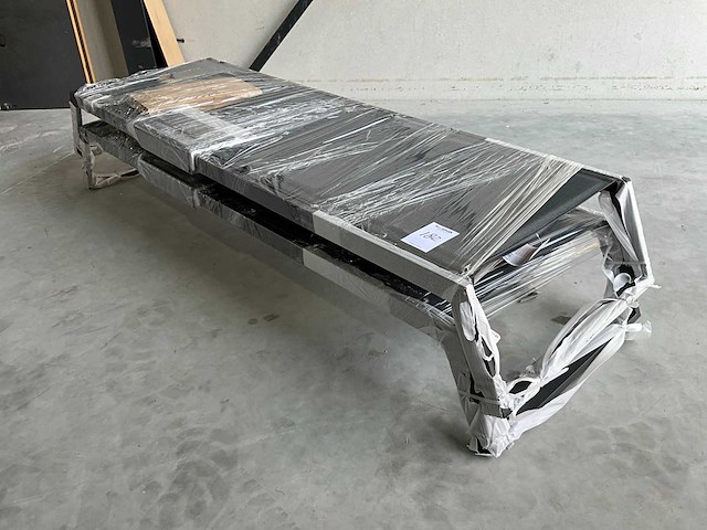 Naterial odyssea ii ligbed (2x) - afbeelding 1 van  7