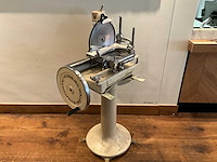 Nationaal - antieke snijmachine - afbeelding 8 van  11