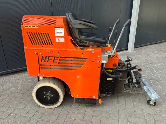 National 5700 tapijtstripper - afbeelding 7 van  13