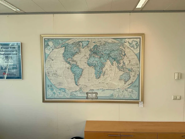 National geographic wereldkaart 193x130cm - afbeelding 1 van  5