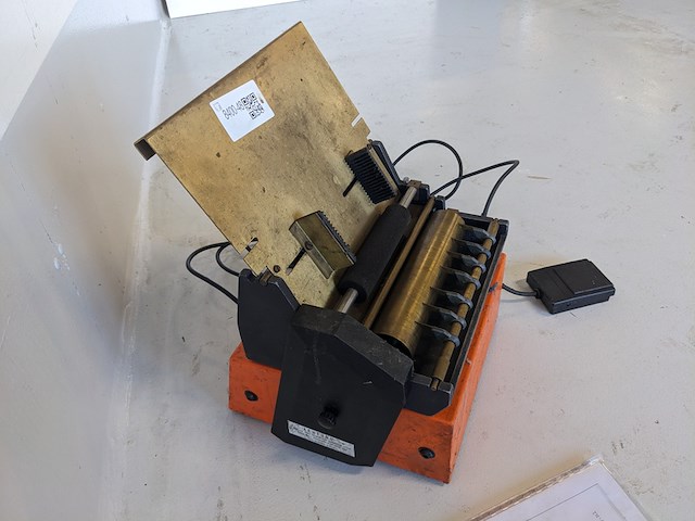 Natlijm belijm machine, gezang, eti max a4, 2010 - afbeelding 2 van  5