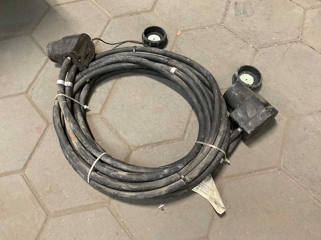 Nato stekker - afbeelding 1 van  4