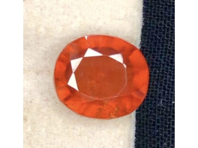 Natuurlijk granaat | 3.80ct, red / orange - afbeelding 1 van  1