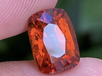 Natuurlijk granaat | 3.88ct, volcanic fire orange - afbeelding 1 van  1
