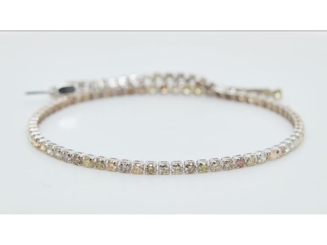 Natuurlijke diamanten – exclusieve 18k witgouden armband – 1.97ct, 2025 - afbeelding 1 van  7