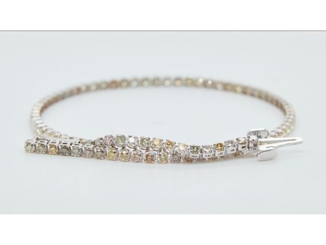 Natuurlijke diamanten – exclusieve 18k witgouden armband – 1.97ct, 2025 - afbeelding 4 van  7
