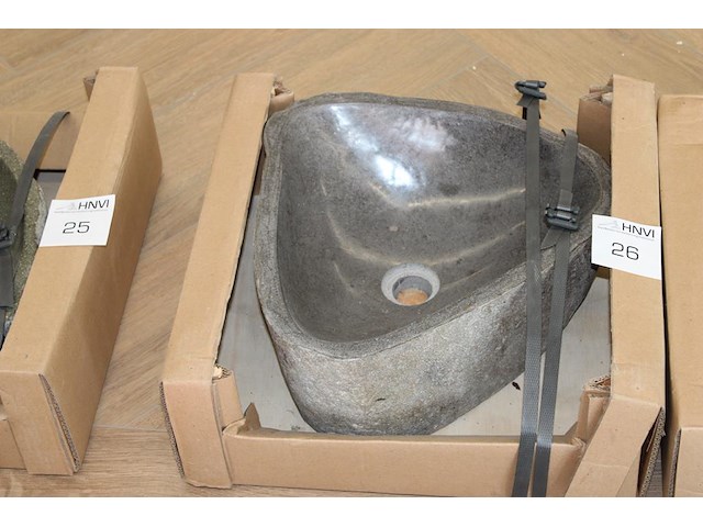 Natuurlijke waskom met afmeting ca. 35 cm doorsnede. - afbeelding 1 van  1