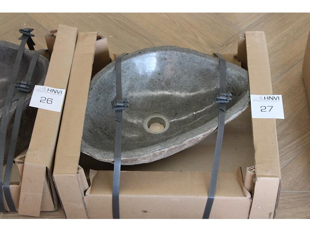 Natuurlijke waskom met afmeting ca. 35 cm doorsnede. - afbeelding 1 van  1
