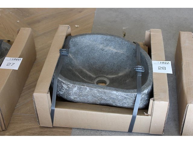 Natuurlijke waskom met afmeting ca. 35 cm doorsnede. - afbeelding 1 van  1