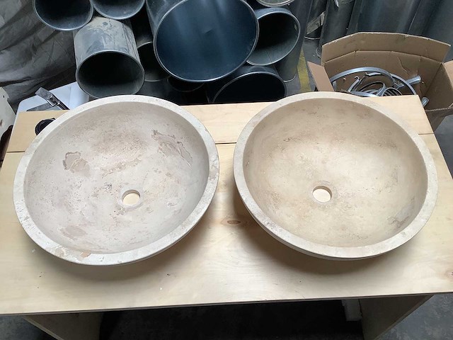 Natuursteen - waskom -(2x) - afbeelding 1 van  4
