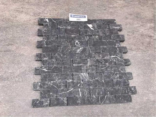 Natuursteen black marmer mozaïek 29x30,5 cm tegel 10 m² - afbeelding 1 van  3