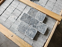 Natuursteen blauwe hardsteen 12x12x5 cm tegel 50,4 m² - afbeelding 7 van  8