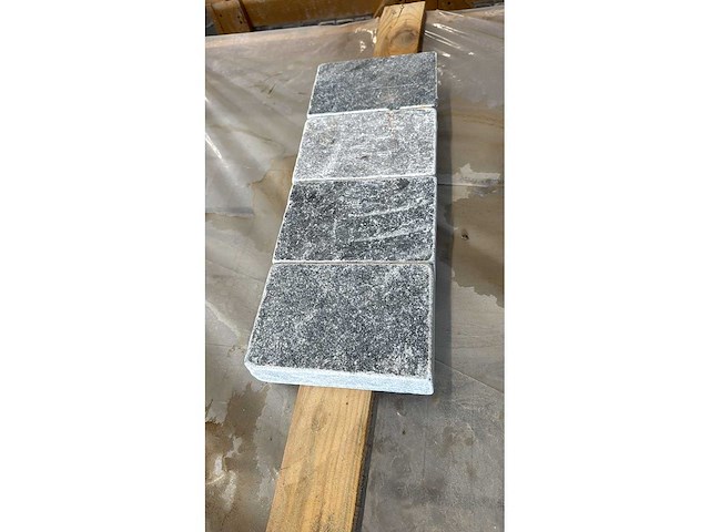 Natuursteen blauwe hardsteen 12x18x5 cm tegel 54 m² - afbeelding 10 van  10