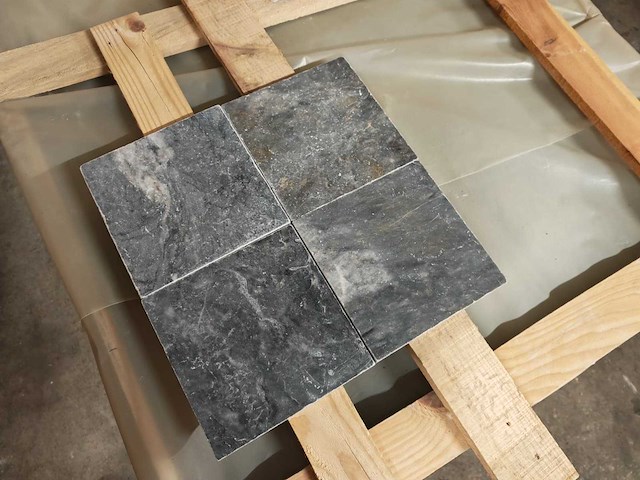 Natuursteen blauwe hardsteen honed 20x20x3 cm tegel 75,6 m² - afbeelding 11 van  11
