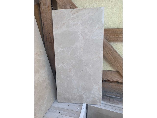 Natuursteen marmer beige gepolijst 30x60x2 cm tegel 36 m² - afbeelding 3 van  5