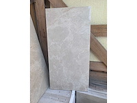 Natuursteen marmer beige gepolijst 30x60x2 cm tegel 36 m² - afbeelding 3 van  5
