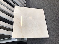 Natuursteen marmer beige gepolijst tegel 60x60x2 cm 54 m² - afbeelding 5 van  7