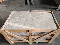 Natuursteen marmer beige gepolijst vloertegel 61x121,9 cm 36,44 m² - afbeelding 3 van  5