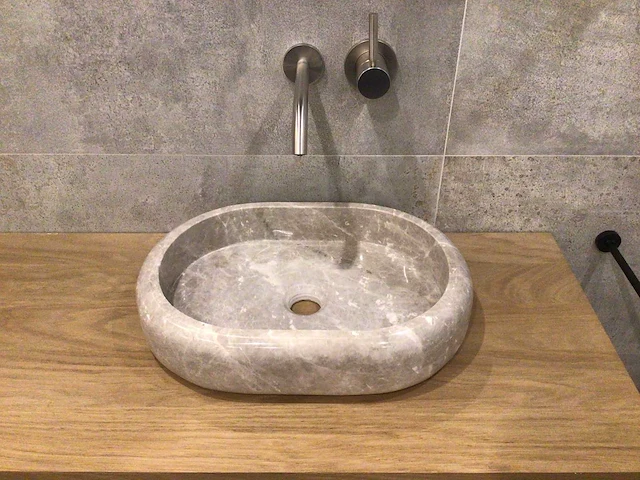 Natuursteen marmer beige/grey oval waskom 47x34x10 cm - afbeelding 1 van  3