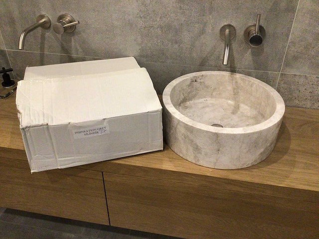 Natuursteen marmer beige/grey waskom 40,6x15 cm - afbeelding 2 van  5