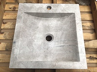 Natuursteen marmer beige/grey wastafel 45x46x10 cm - afbeelding 1 van  5