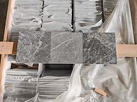 Natuursteen marmer black honed vloertegel 20x20 cm 27,2 m² - afbeelding 1 van  6