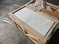 Natuursteen marmer wit honed 45,7x45,7 cm tegel 106,5 m² - afbeelding 2 van  5