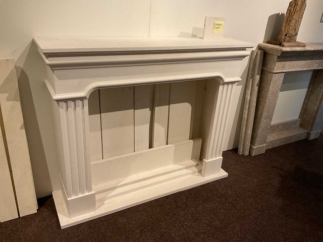 Natuursteen schouw - afbeelding 1 van  1