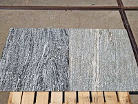 Natuursteen tegels (ca. 5m²) - afbeelding 2 van  2