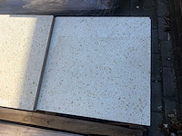 Natuursteen terrazzo tegels b-keuze 60×60 cm – 17 stuks / ca. 6,12 m² - afbeelding 1 van  4